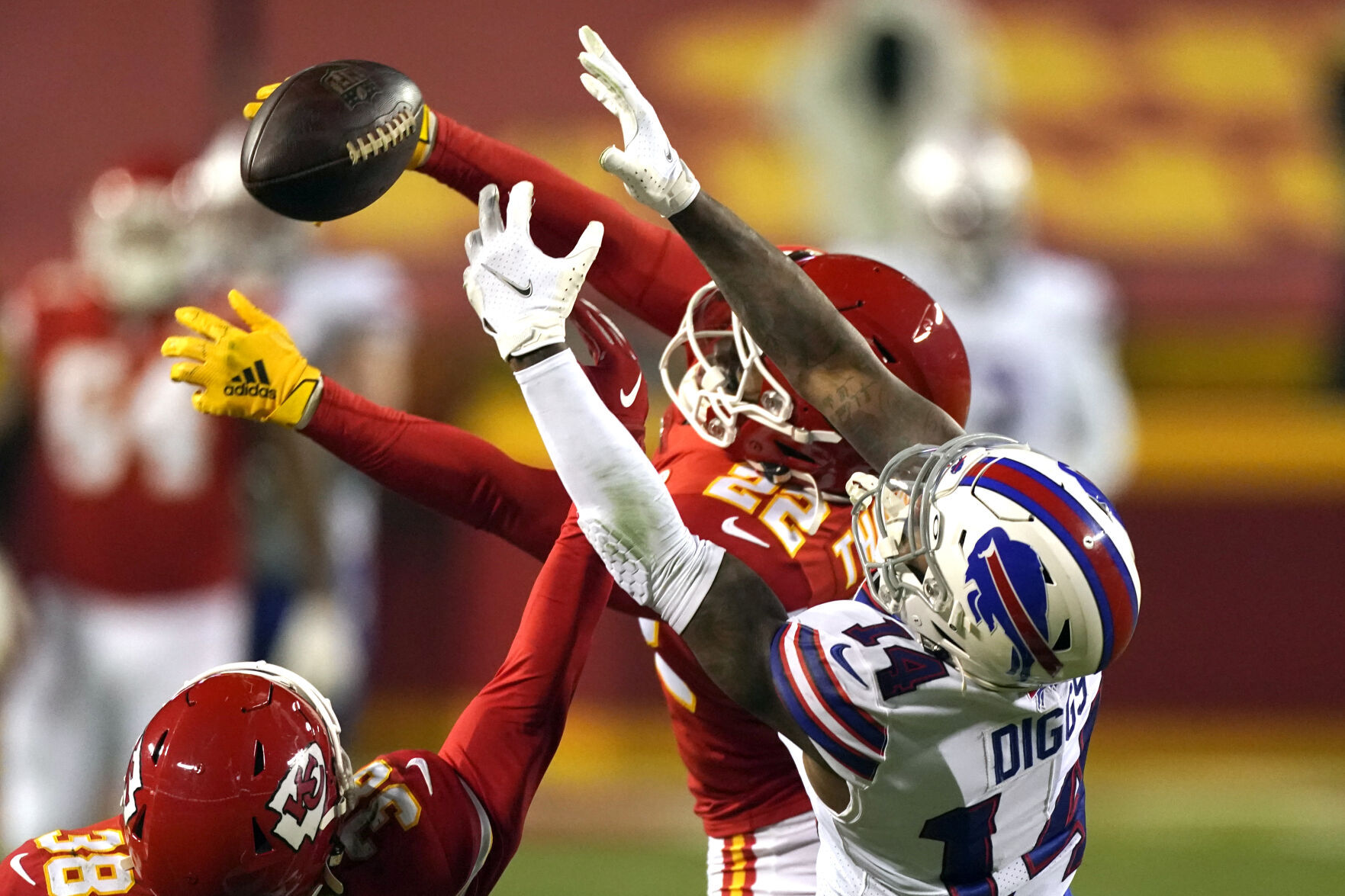 Bills Chiefs Football